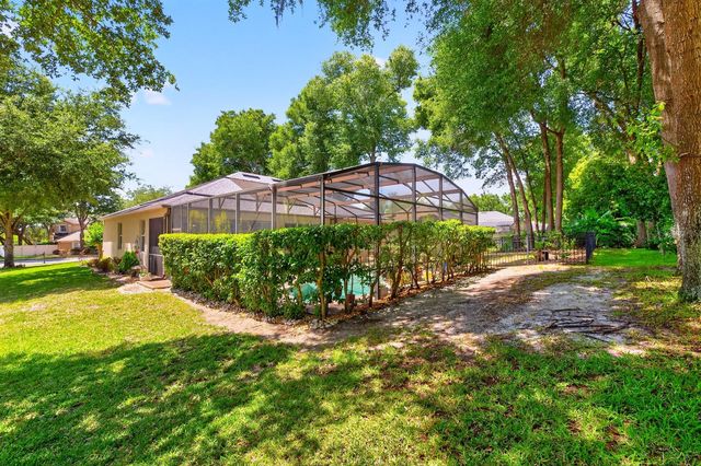 2407 PARKSIDE MEADOW DRIVE, Apopka, FL 32712