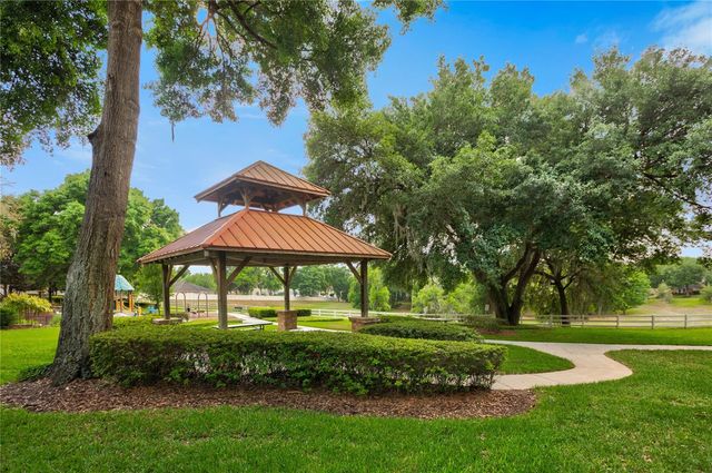 2407 PARKSIDE MEADOW DRIVE, Apopka, FL 32712