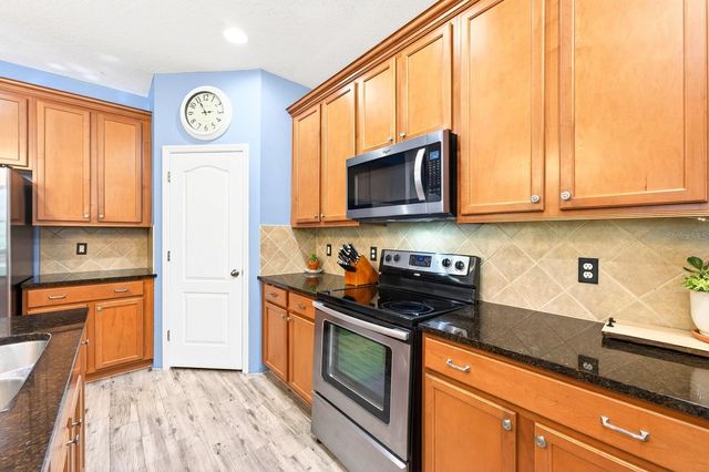 2407 PARKSIDE MEADOW DRIVE, Apopka, FL 32712