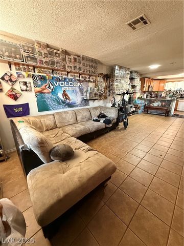 3270 Cameron Street B, Las Vegas, NV 89102