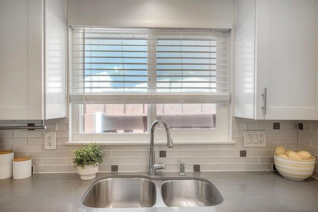 16719 Diego, San Diego, CA 92128