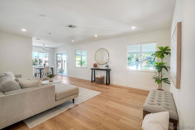 16719 Diego, San Diego, CA 92128