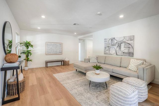 16719 Diego, San Diego, CA 92128