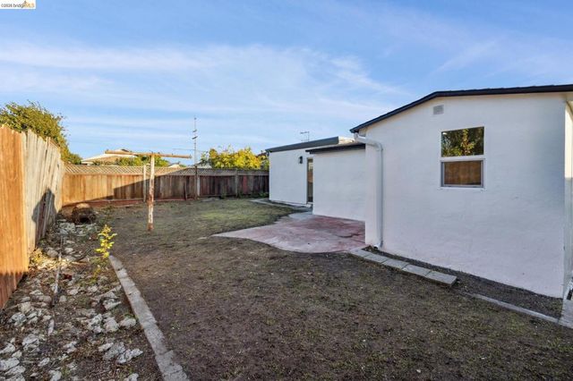 1921 Coalinga Ave, Richmond, CA 94801