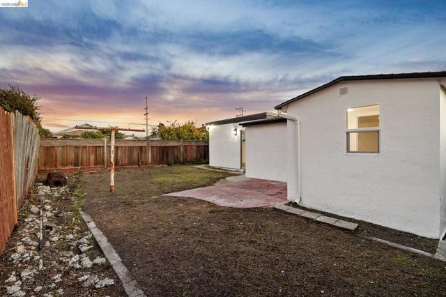 1921 Coalinga Ave, Richmond, CA 94801