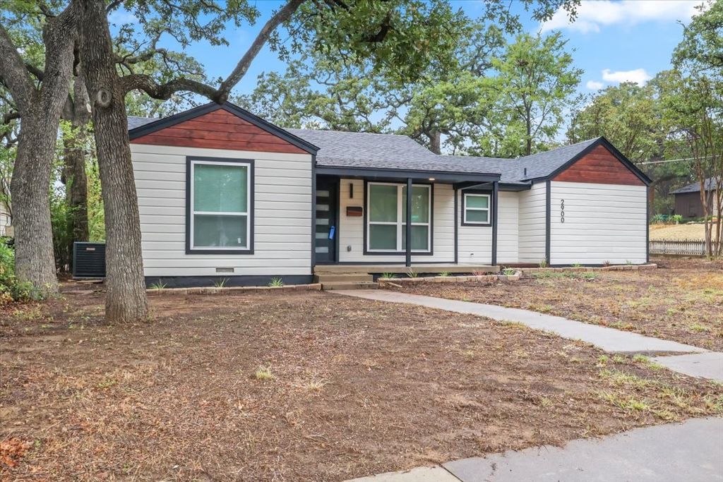2900 Hunter Street, Fort Worth, TX 76112 — photo 2