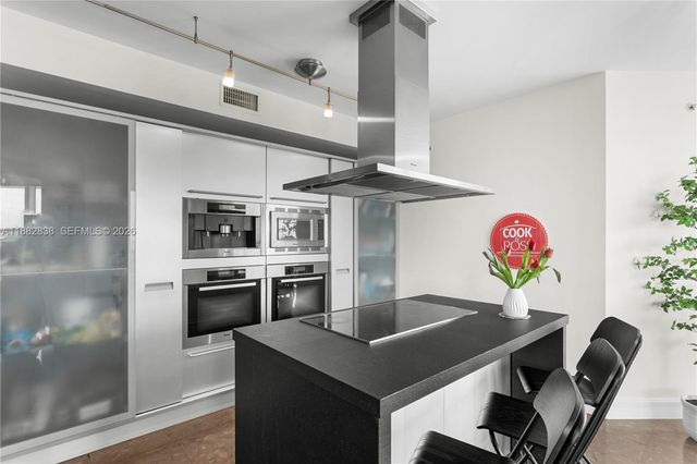 18201 Collins Avenue 5301, Sunny Isles Beach, FL 33160