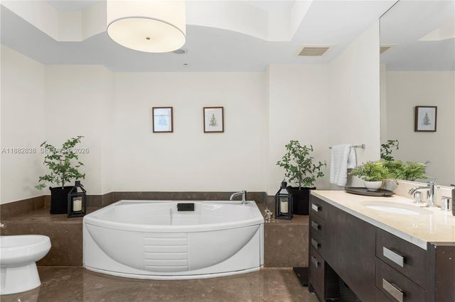 18201 Collins Avenue 5301, Sunny Isles Beach, FL 33160