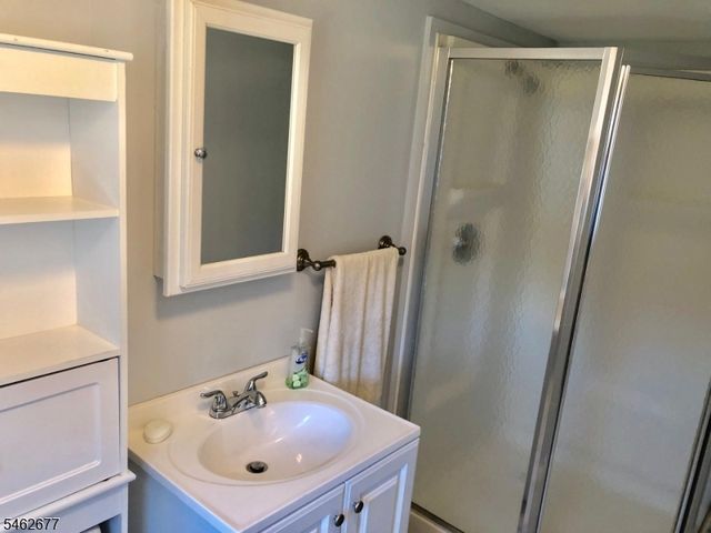 610 Myrtle Ave, Garwood Boro, NJ 07027