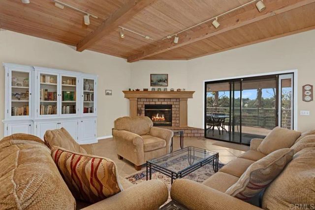 3911 Alta Vista Drive, Fallbrook, CA 92028