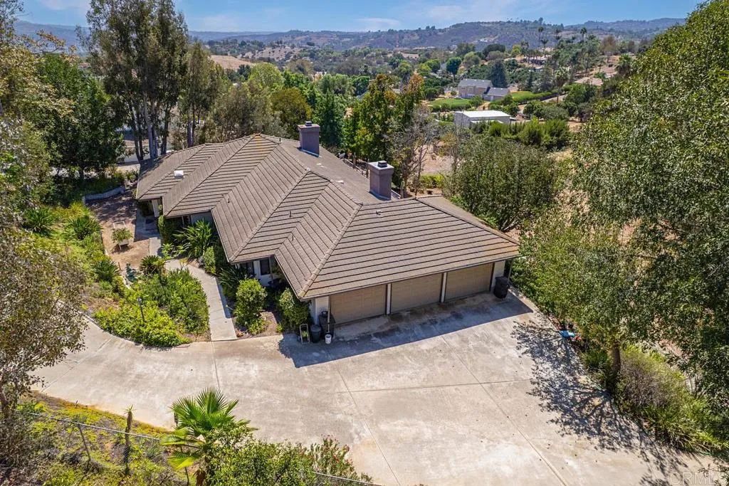 3911 Alta Vista Drive, Fallbrook, CA 92028