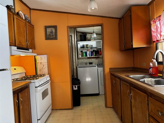 7969 Brandon Drive, Parma, MI 49269