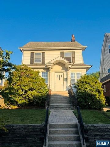 18 Pleasant Place, Kearny, NJ 07032