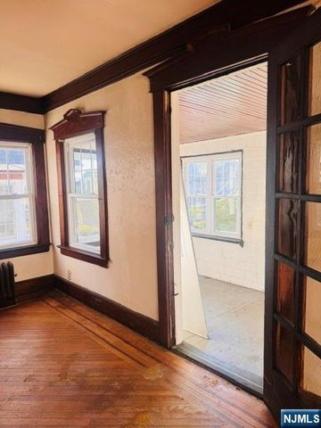 18 Pleasant Place, Kearny, NJ 07032