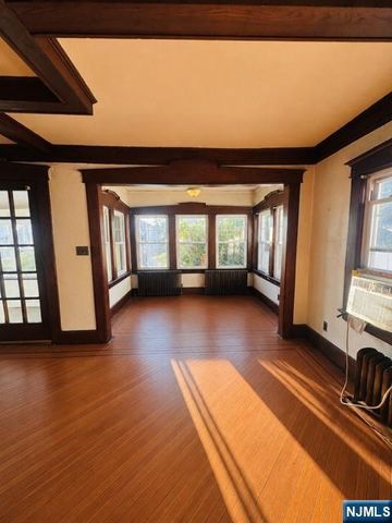 18 Pleasant Place, Kearny, NJ 07032