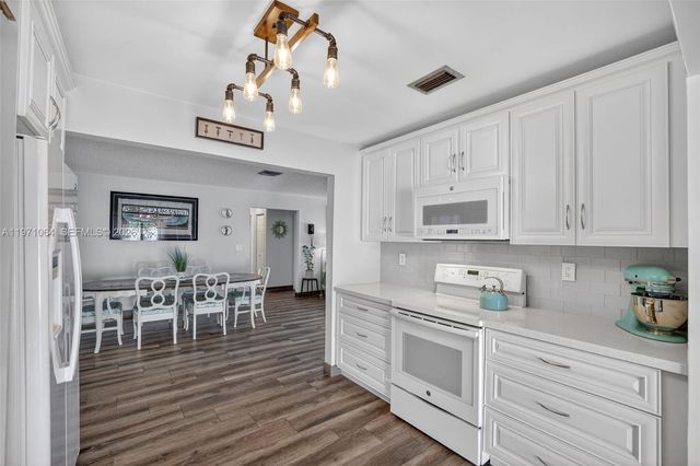 641 NW 48th Ave, Coconut Creek, FL 33063