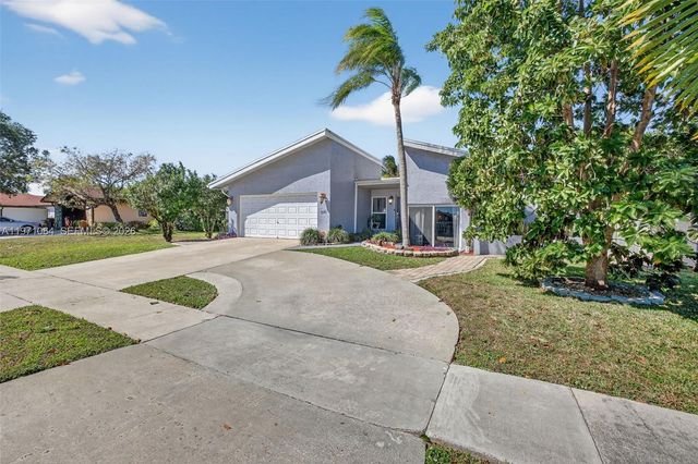 641 NW 48th Ave, Coconut Creek, FL 33063