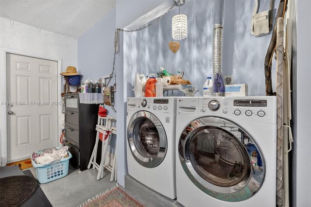 641 NW 48th Ave, Coconut Creek, FL 33063