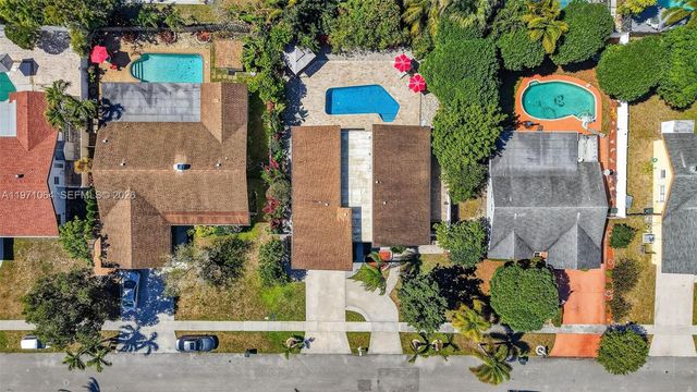 641 NW 48th Ave, Coconut Creek, FL 33063