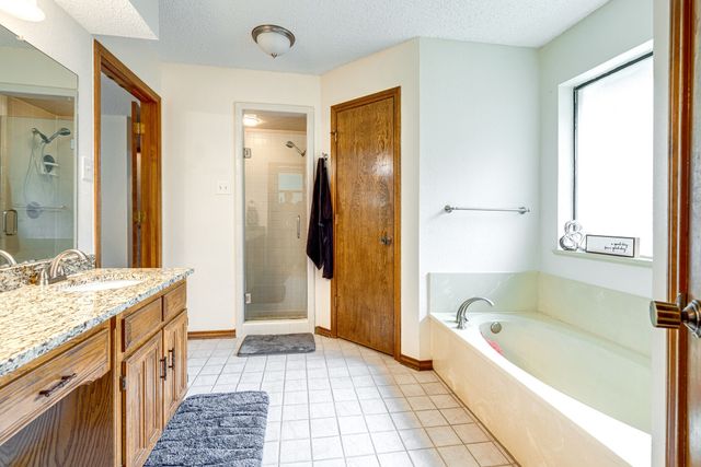 3541 Hightimber Drive, Grapevine, TX 76051