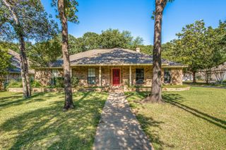 3541 Hightimber Drive, Grapevine, TX 76051