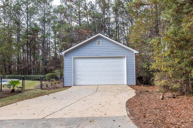 7113 Pinewood Court, Columbus, GA 31909