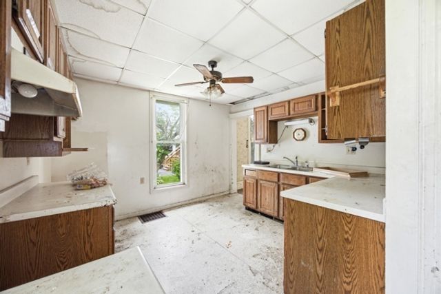 313 E Grant Highway, Marengo, IL 60152