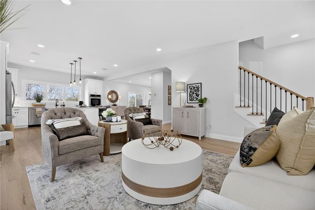 9 Stoneridge Road, Smithfield, RI 02917