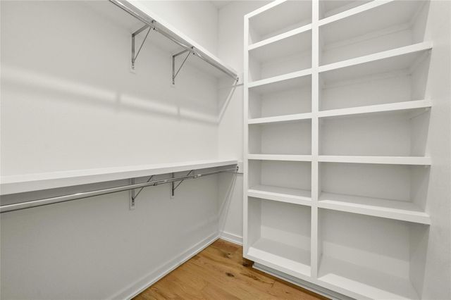 219 Lessin LN Unit 6, Austin, TX 78704