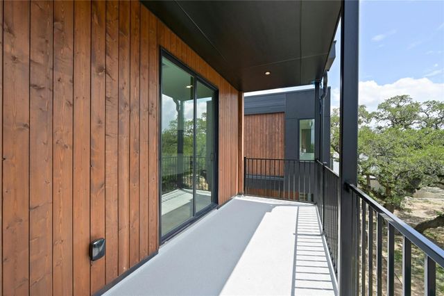 219 Lessin LN Unit 6, Austin, TX 78704