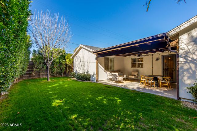 3247 E SELLS Drive, Phoenix, AZ 85018