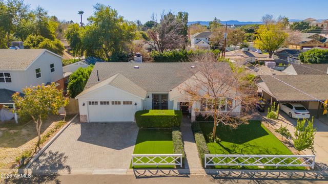 3247 E SELLS Drive, Phoenix, AZ 85018