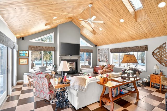 1738 Snowfield Drive, Hidden Valley, PA 15502