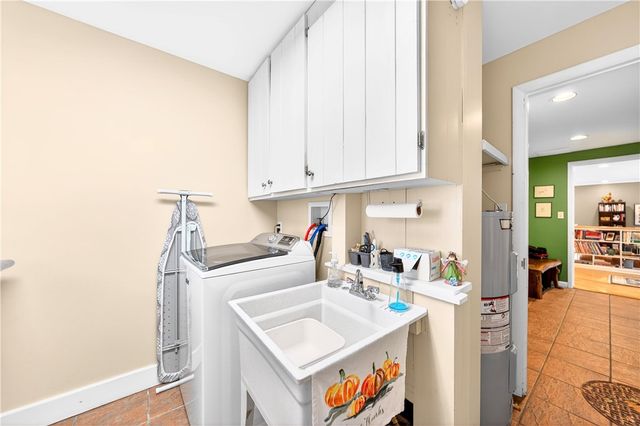 1738 Snowfield Drive, Hidden Valley, PA 15502