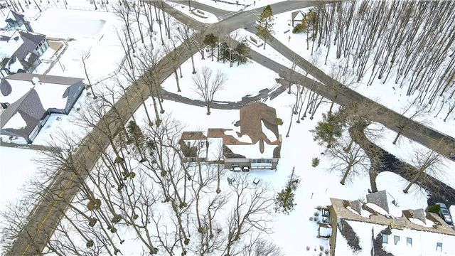 1738 Snowfield Drive, Hidden Valley, PA 15502