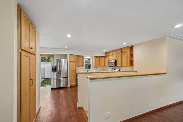 5518 Regent Avenue N, Crystal, MN 55429