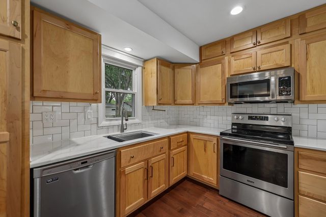 5518 Regent Avenue N, Crystal, MN 55429