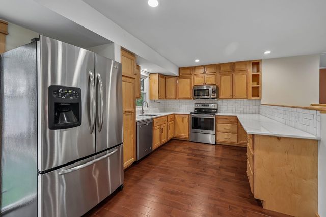 5518 Regent Avenue N, Crystal, MN 55429