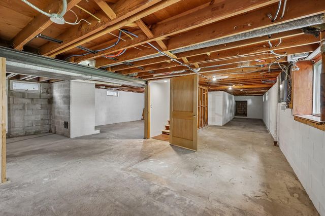 5518 Regent Avenue N, Crystal, MN 55429