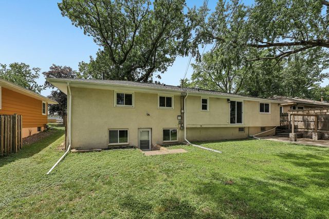 5518 Regent Avenue N, Crystal, MN 55429
