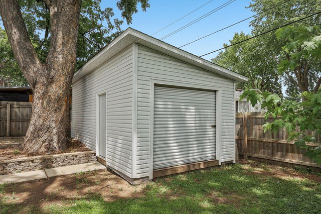 5518 Regent Avenue N, Crystal, MN 55429