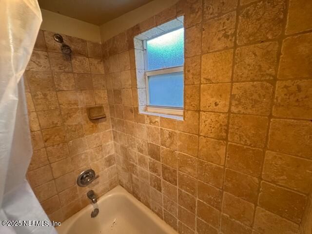 2520 LARSEN Road, Jacksonville, FL 32207