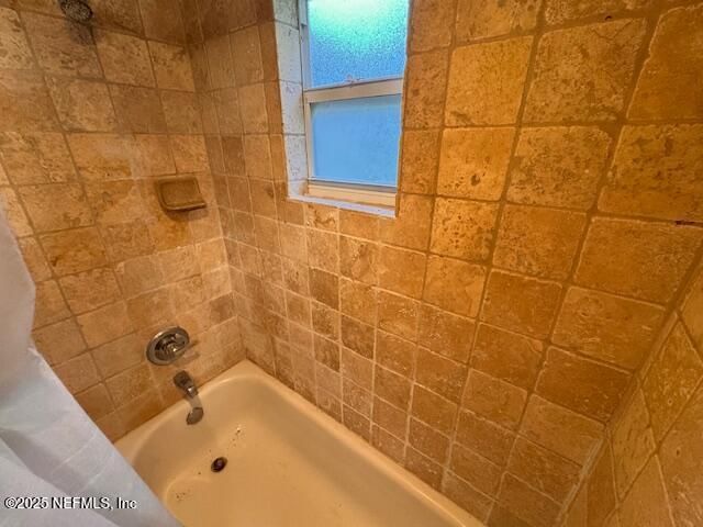 2520 LARSEN Road, Jacksonville, FL 32207