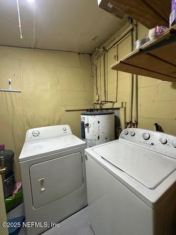 2520 LARSEN Road, Jacksonville, FL 32207