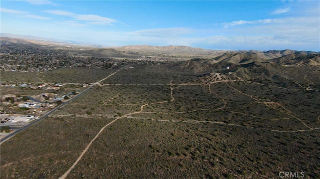 56007 Golden Bee, Yucca Valley, CA 92284
