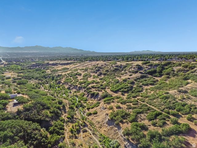 10664 S TRAILRIDGE CIR, Sandy, UT 84092