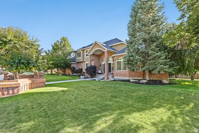 10664 S TRAILRIDGE CIR, Sandy, UT 84092
