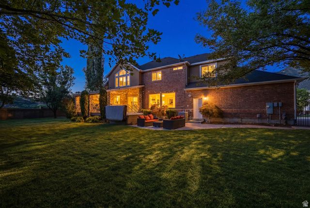 10664 S TRAILRIDGE CIR, Sandy, UT 84092