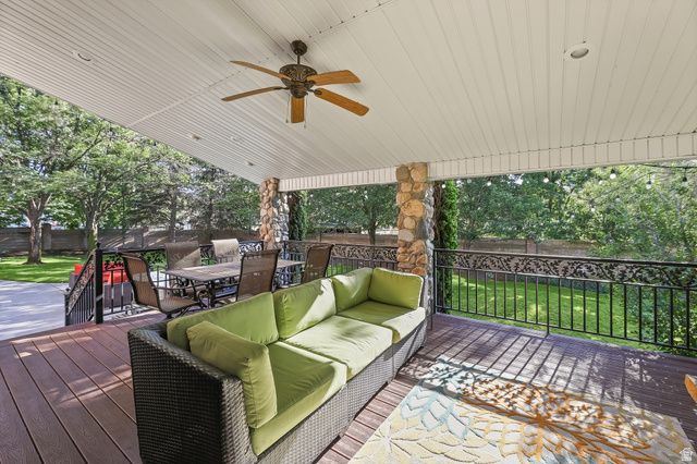 10664 S TRAILRIDGE CIR, Sandy, UT 84092