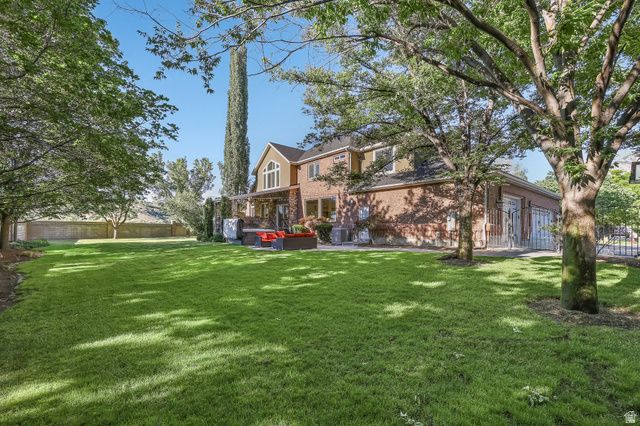 10664 S TRAILRIDGE CIR, Sandy, UT 84092